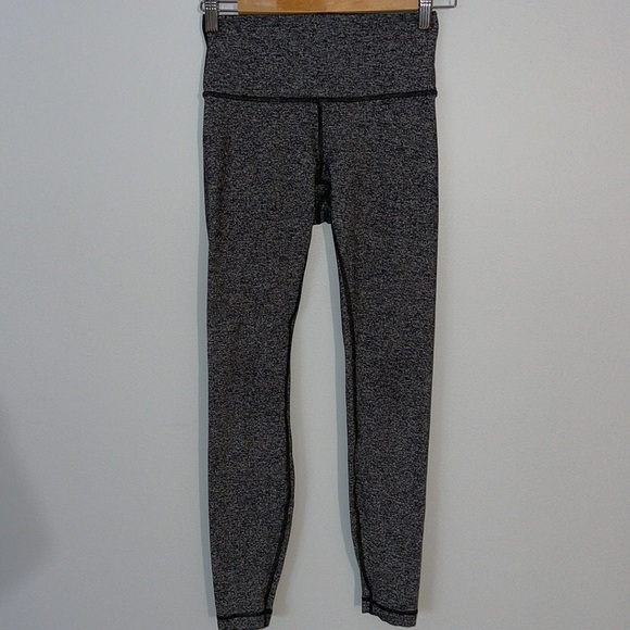 Lululemon Wunder Under Hi-Rise Tight *28" - Picture 6 of 13